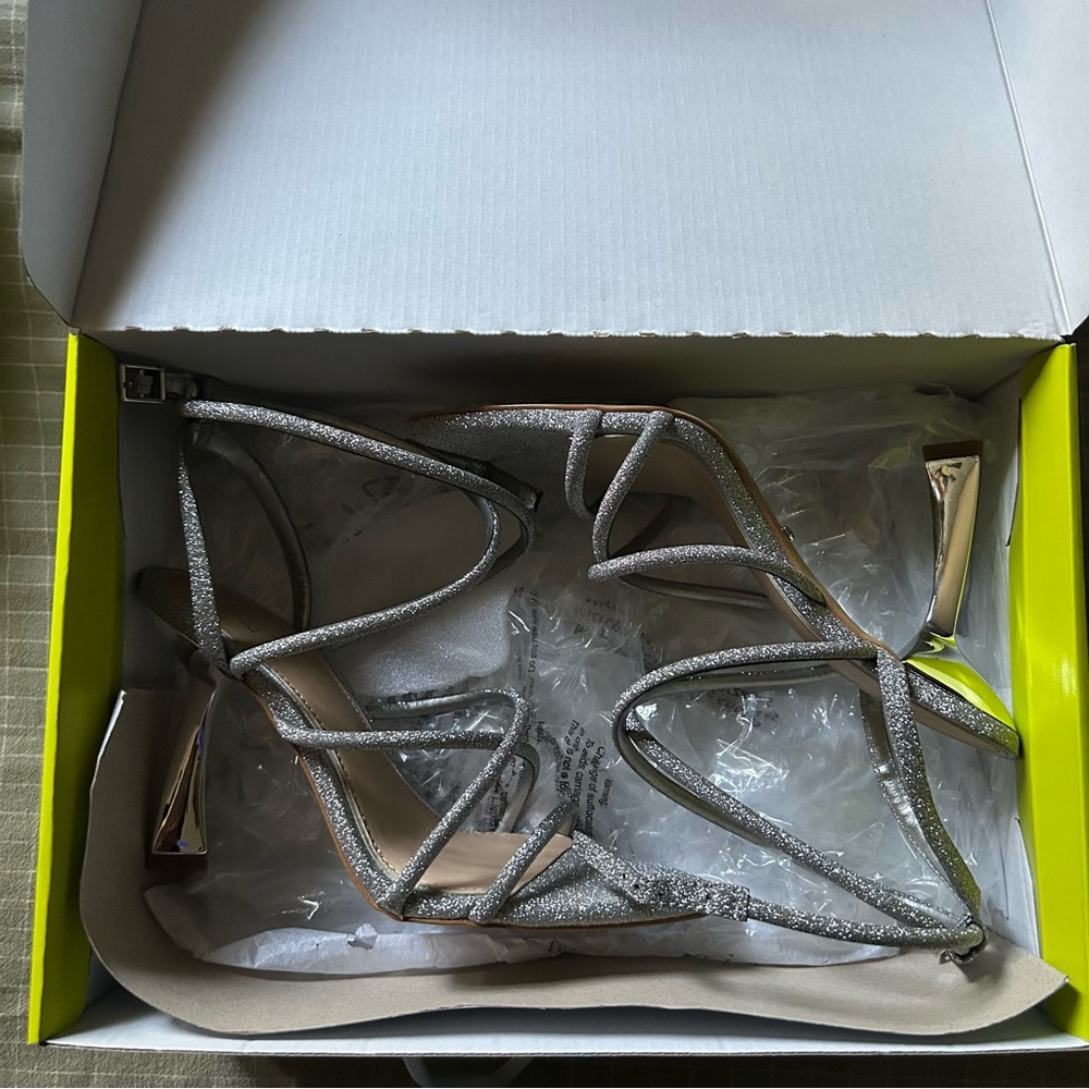Silver Gianni Bini Heels - Picture 3 of 7